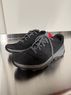 Salomon Outline Hiking shoes